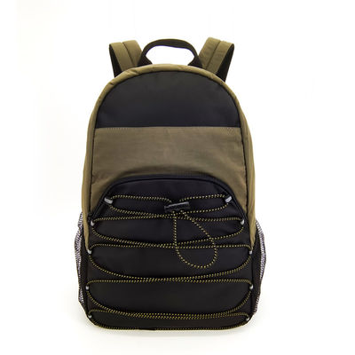 Sac à dos en nylon vert étanche à l'eau pour les randonnées en plein air