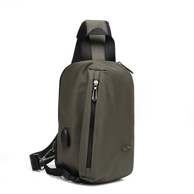 Sacs à dos croisés occasionnels avec fermeture à glissière en matériau imperméable