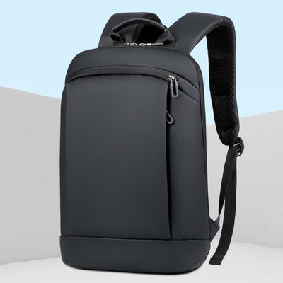 Produits prêts matériel imperméable à l'eau noir sac à dos pour ordinateur portable EVA rembourré